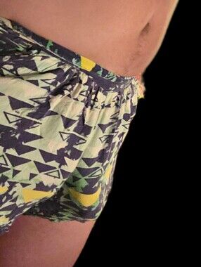 Mudd Geometric High Waist Shorts in Green & Yellow Size 7/8
